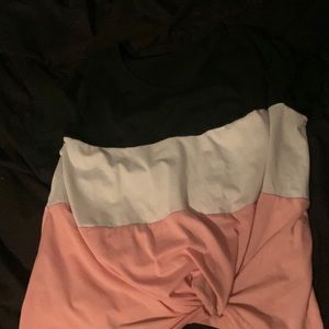 Selling black white pink dress shirt for 10$
